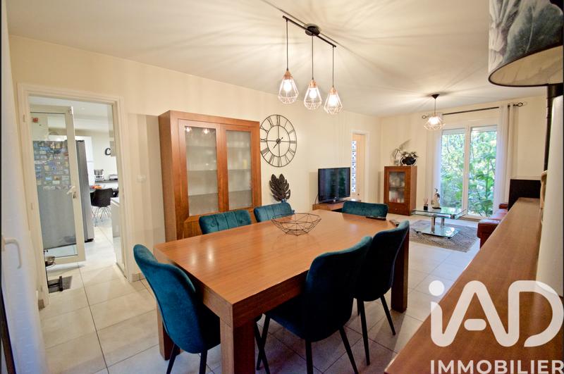 Maison - 163 m² - 8 pièces