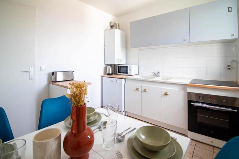 Chambre - 15 m² - 4 pièces