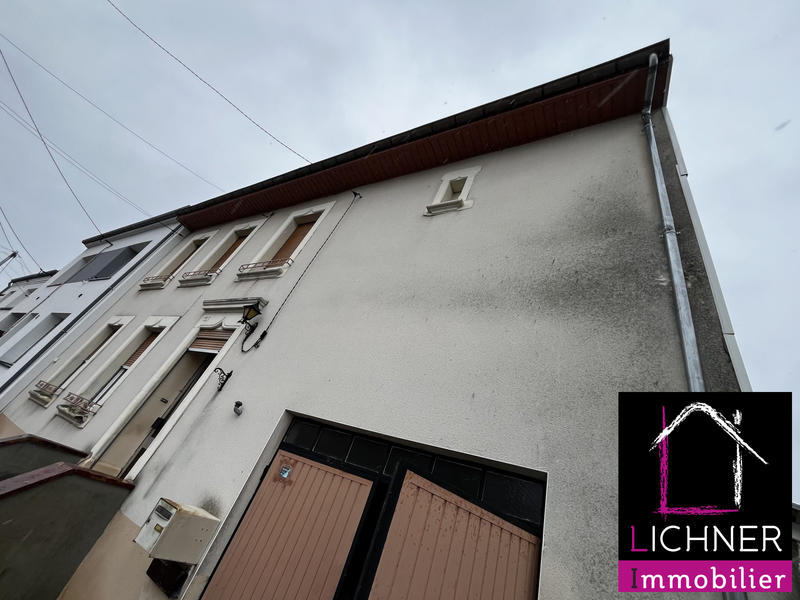 Maison - 140 m² - 8 pièces