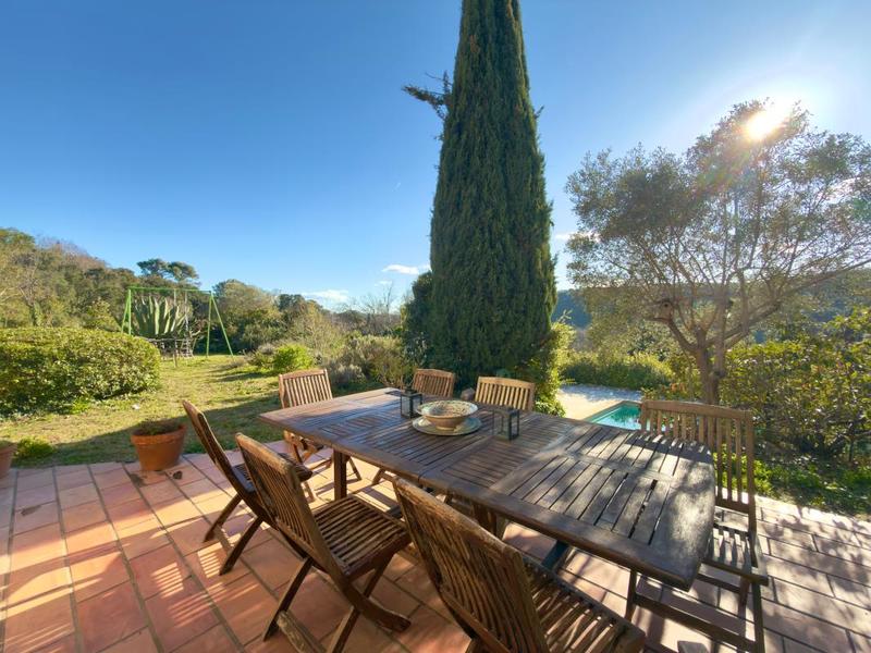 Propriété - 203 m² - 6 pièces