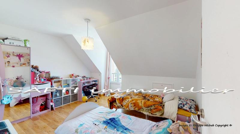 Maison - 164 m² - 8 pièces