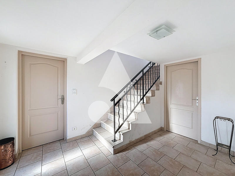 Maison - 191 m² - 7 pièces