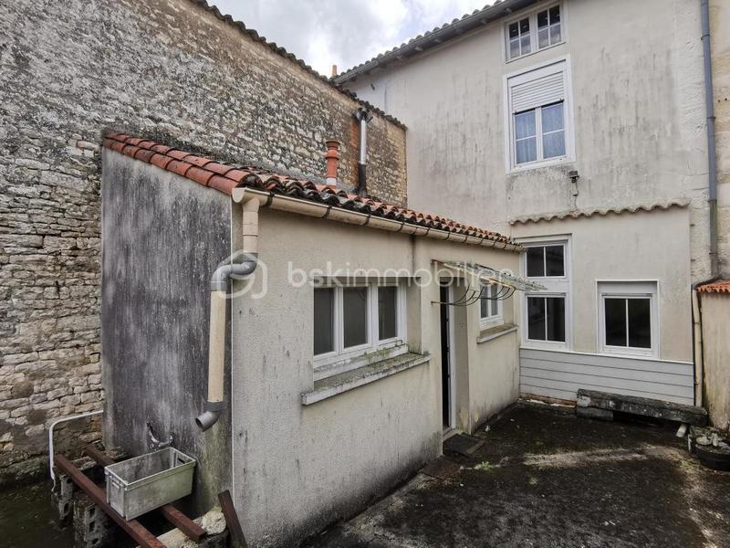 Maison de village - 110 m² - 5 pièces