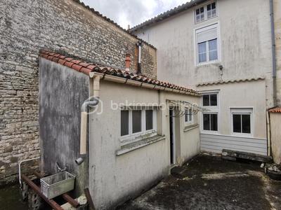 Maison de village - 110 m² - 5 pièces