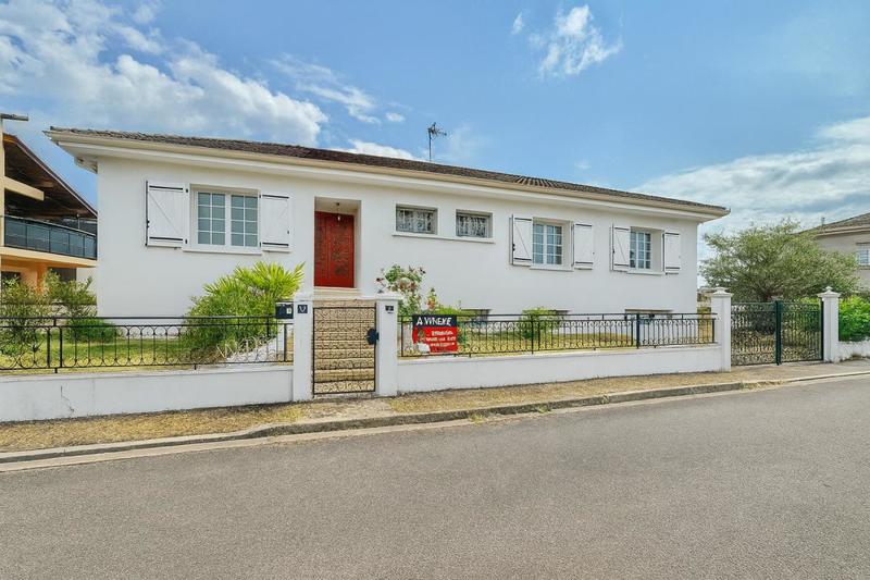 Maison - 157 m² - 6 pièces