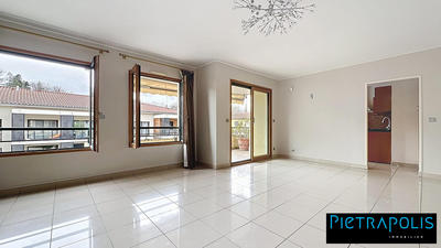 Appartement - 130 m² - 4 pièces