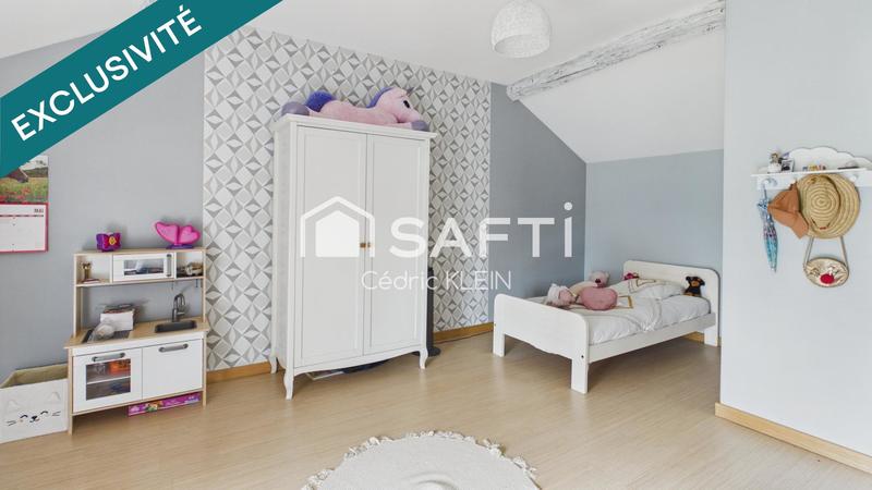 Maison - 236 m² - 7 pièces