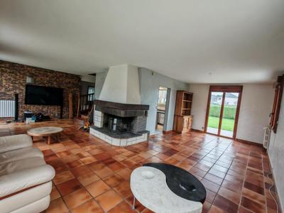 Maison - 152 m² - 5 pièces