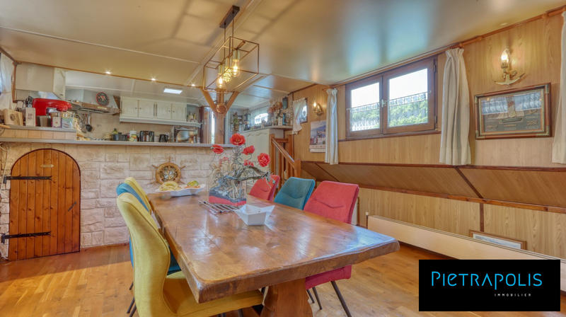 Appartement - 130 m² - 5 pièces