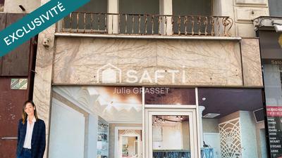 Local commercial - 103 m² - 4 pièces