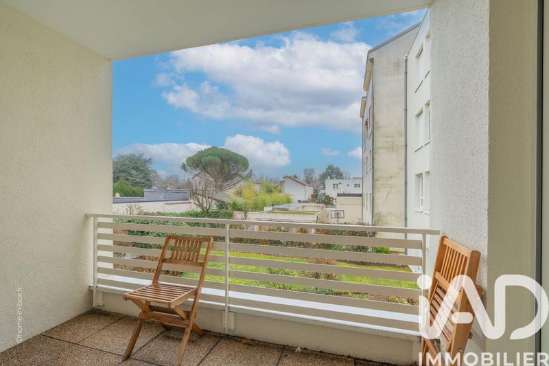 Appartement - 100 m² - 4 pièces