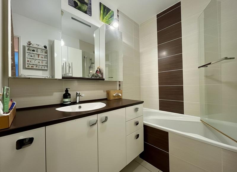 Appartement - 87 m² - 3 pièces