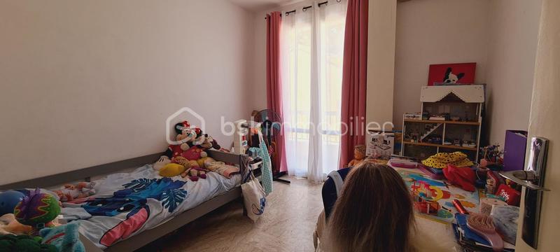 Appartement - 113 m² - 6 pièces