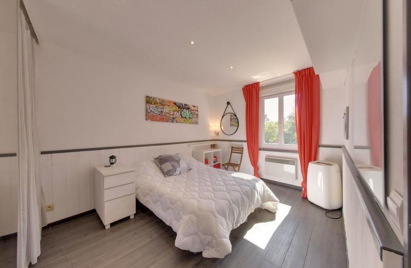 Maison traditionnelle - 133 m² - 7 pièces