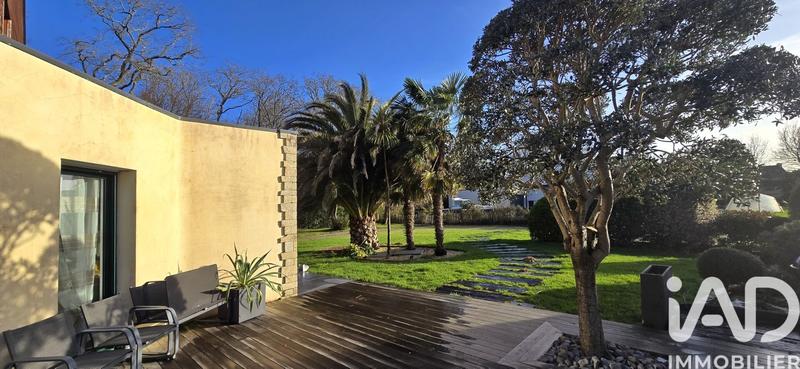 Maison - 255 m² - 6 pièces