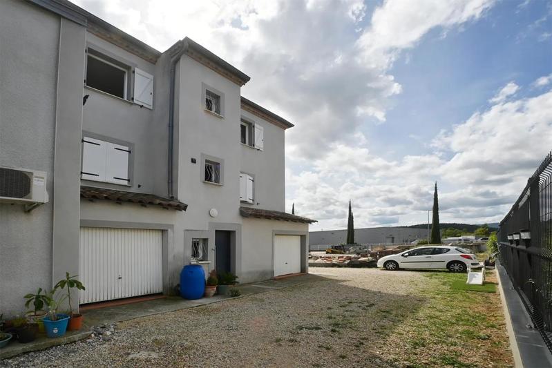 Demeure - 520 m² - 8 pièces