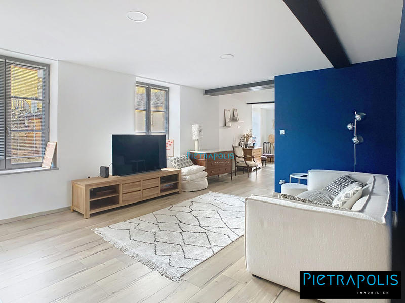 Appartement - 104 m² - 5 pièces