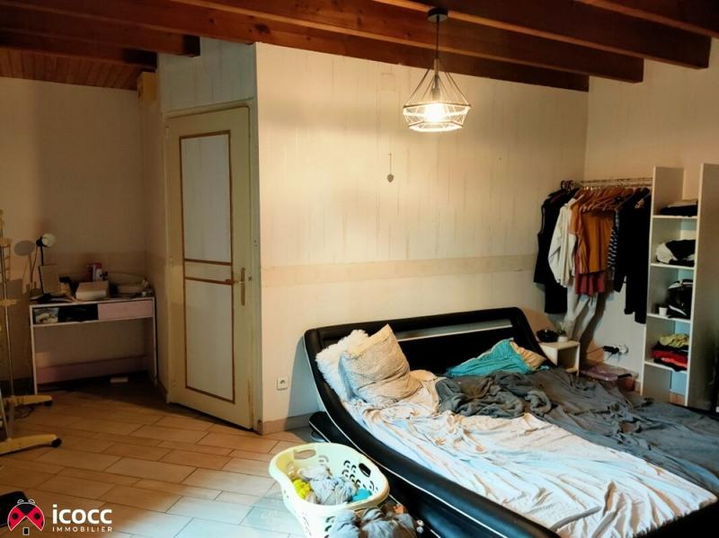 Maison en pierre - 212 m² - 11 pièces