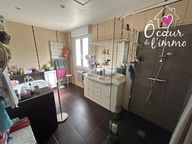 Maison - 158 m² - 6 pièces