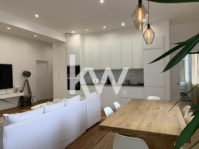 Appartement - 100 m² - 4 pièces