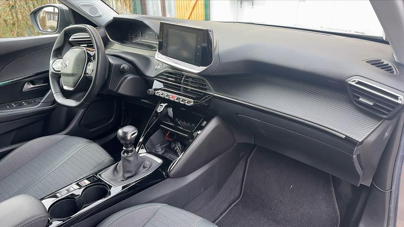 Peugeot 2008 II 1.2 Puretech 130 Allure