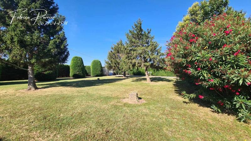 Maison - 259 m² - 9 pièces