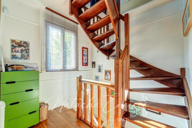 Maison - 100 m² - 5 pièces