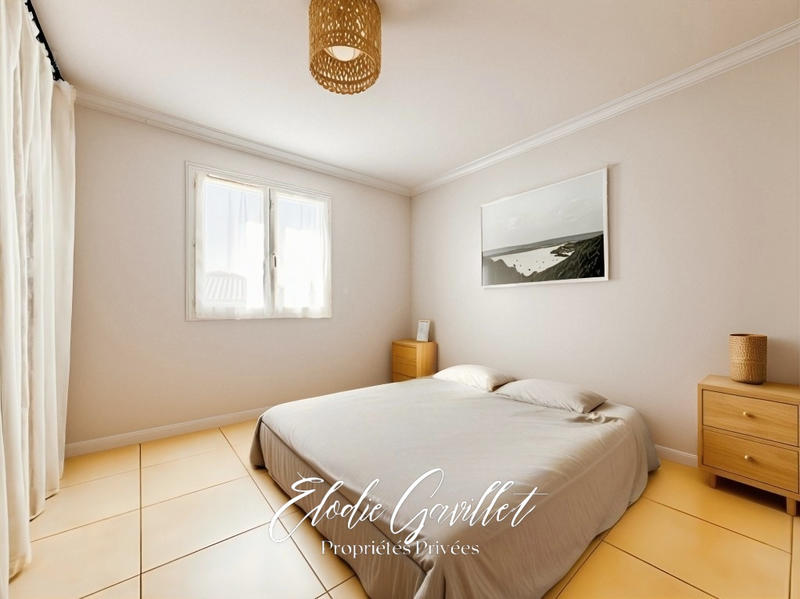 Maison - 90 m² - 5 pièces