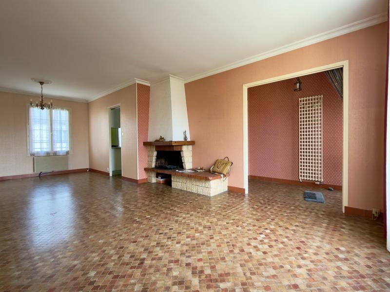 Maison - 94 m² - 5 pièces