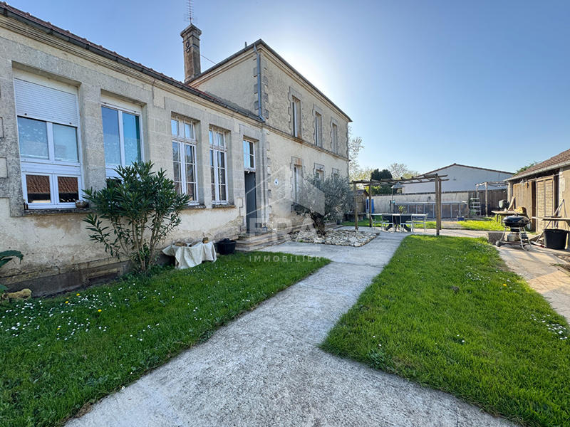 Maison - 161 m² - 5 pièces