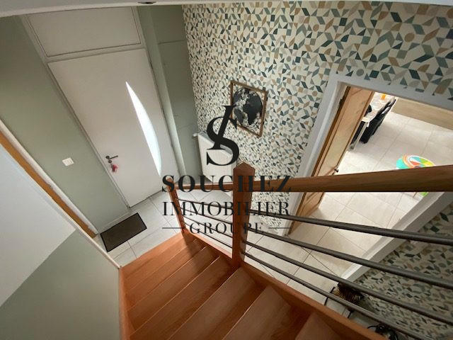 Maison - 146 m² - 8 pièces