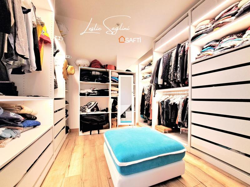 Maison - 177 m² - 8 pièces