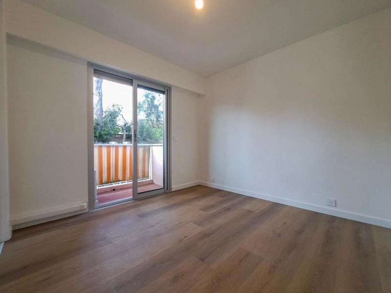 Appartement - 75 m² - 4 pièces