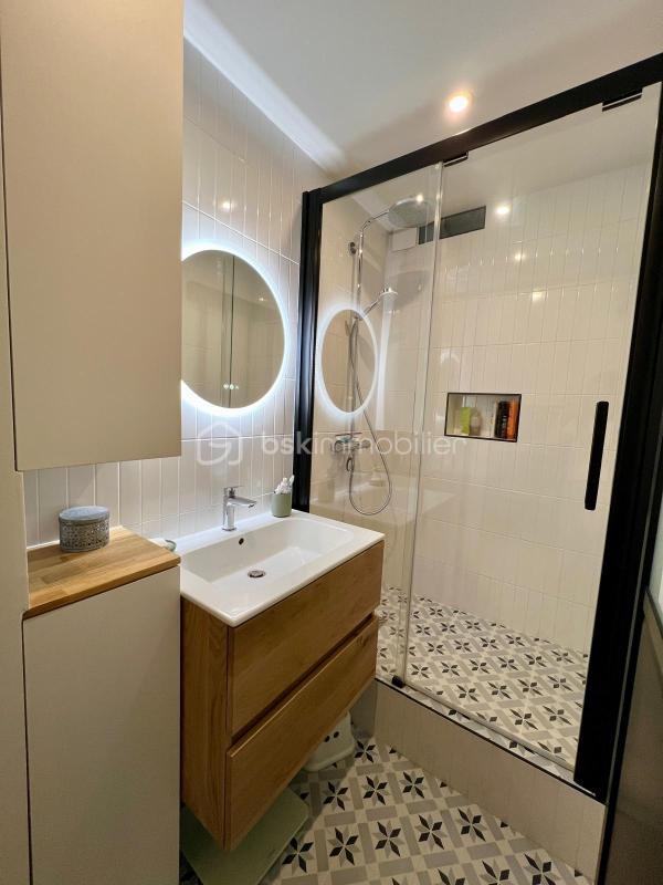 Appartement - 77 m² - 4 pièces