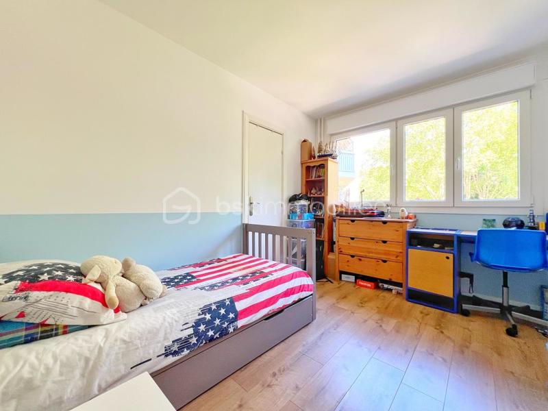 Appartement - 95 m² - 5 pièces