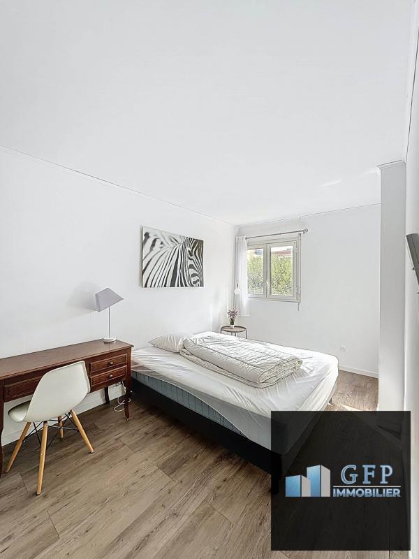 Appartement - 81 m² - 4 pièces