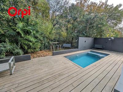 Villa - 169 m² - 7 pièces