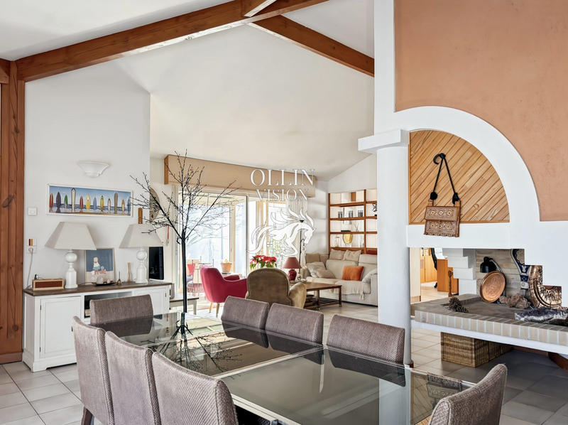 Maison ancienne - 215 m² - 5 pièces