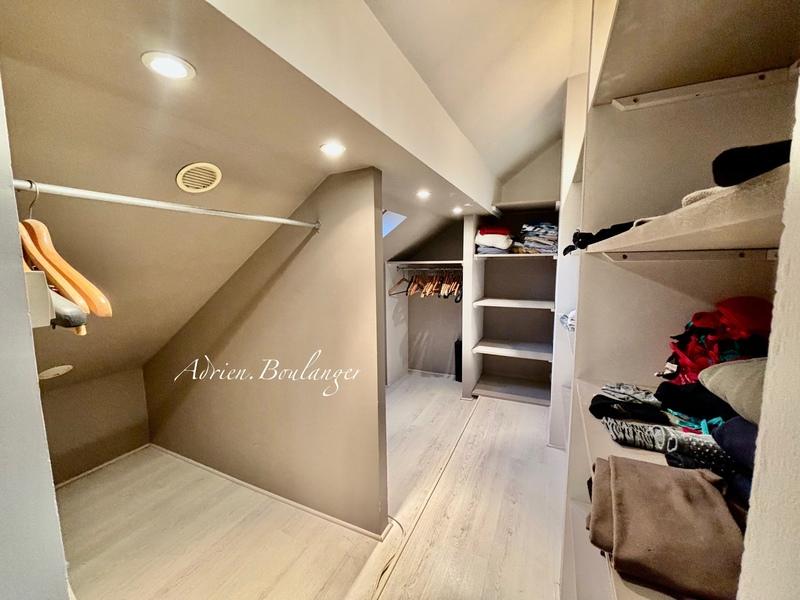 Maison - 98 m² - 5 pièces