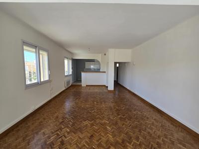 Appartement - 80 m² - 3 pièces