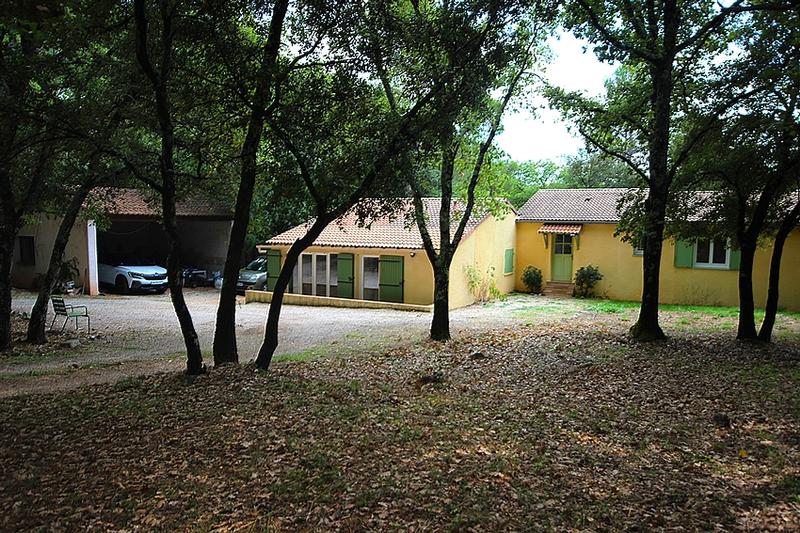 Villa - 137 m² - 5 pièces