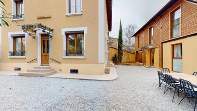 Appartement - 337 m²