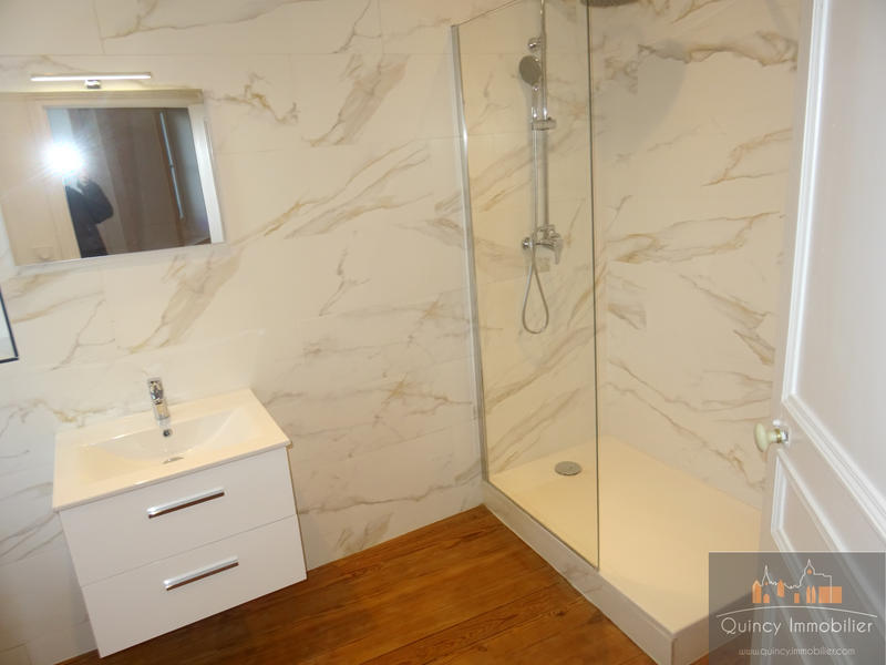 Appartement - 100 m² - 5 pièces