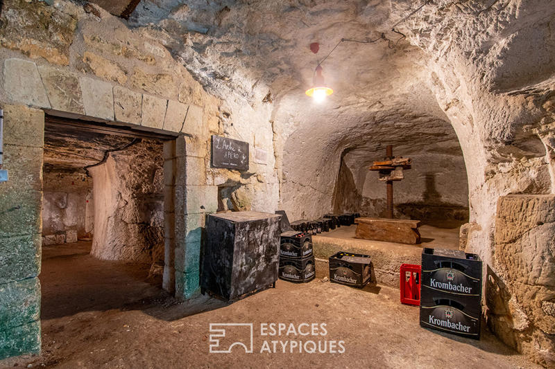 Maison - 220 m² - 8 pièces