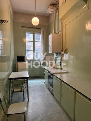 Appartement - 100 m² - 5 pièces