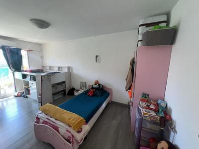 Appartement - 90 m² - 3 pièces