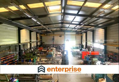 Local d'activité / Entrepôt - 700 m²