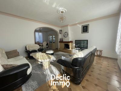 Maison - 135 m² - 6 pièces