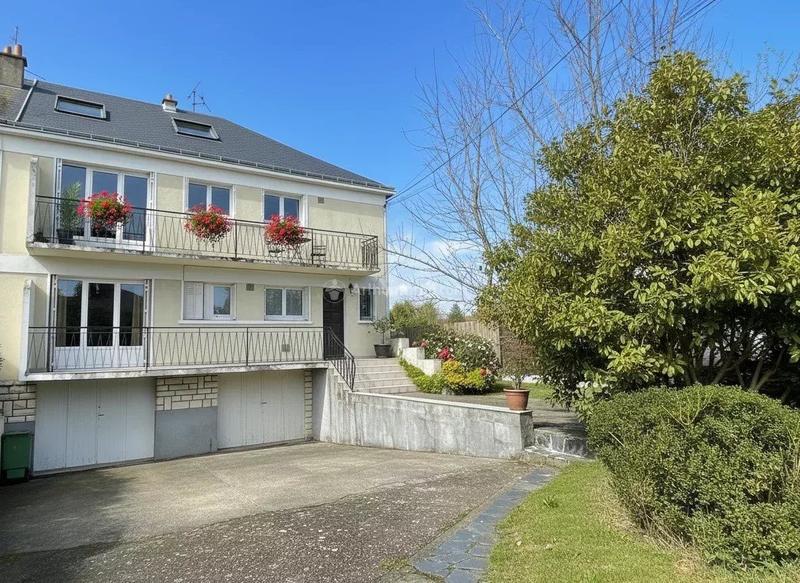 Appartement - 75 m² - 4 pièces