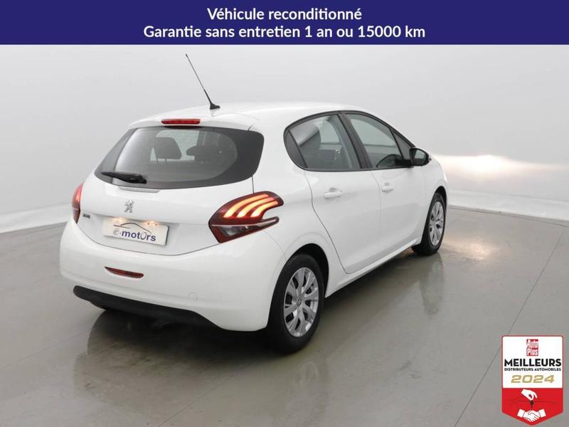 Peugeot 208 PureTech 82 Active +Navigation